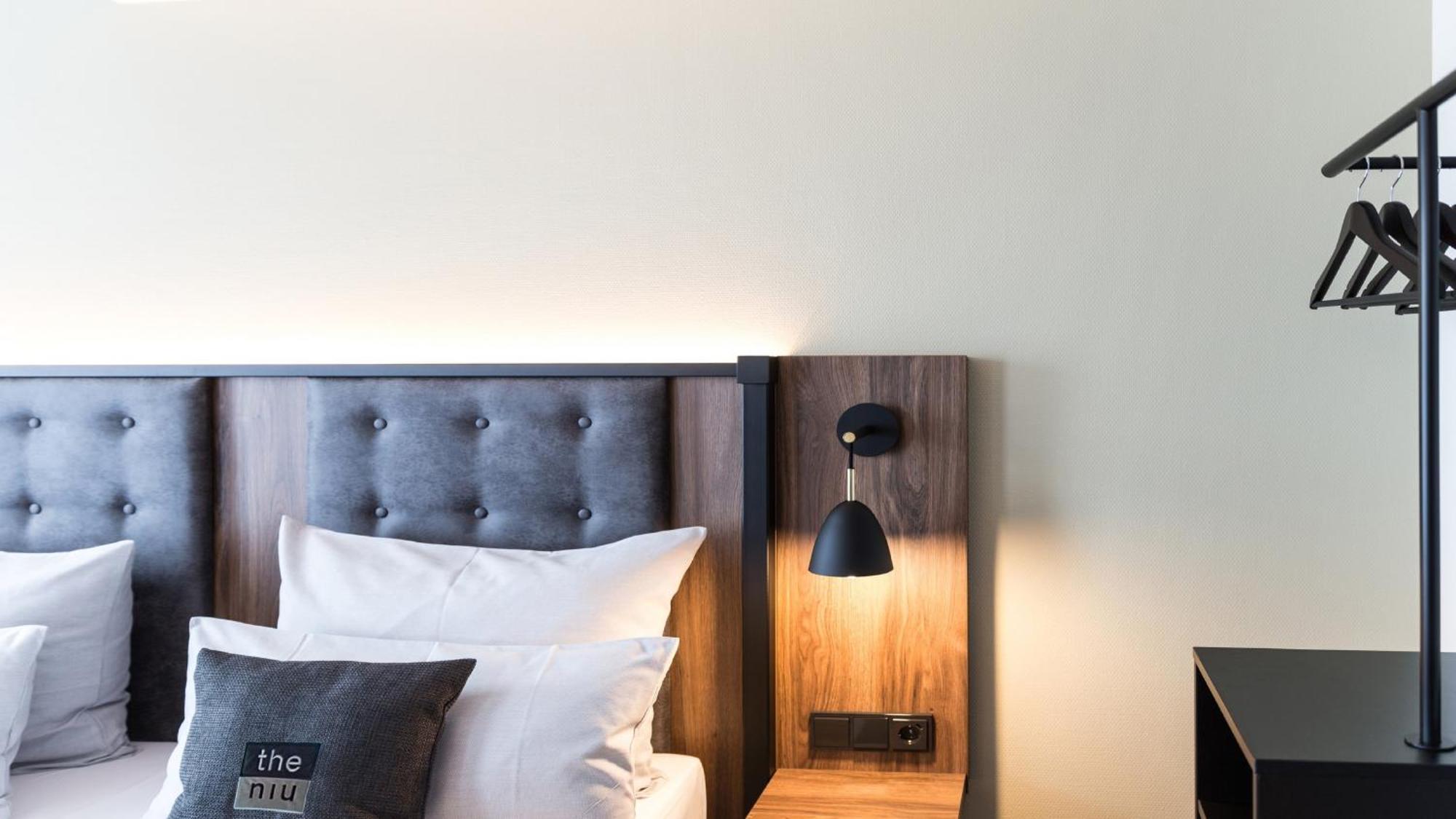 Holiday Inn - The Niu, Saddle Fuerth By Ihg מראה חיצוני תמונה