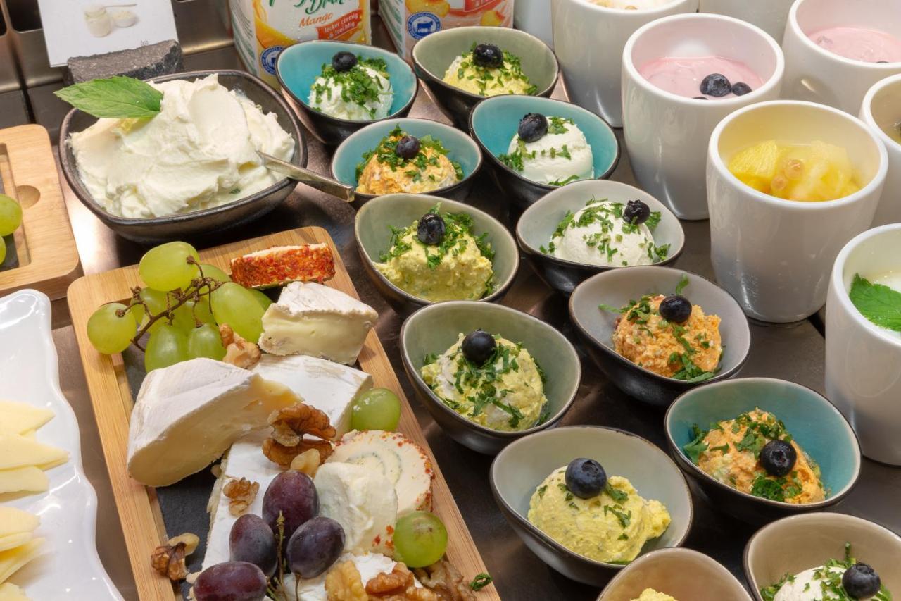 Holiday Inn - The Niu, Saddle Fuerth By Ihg מראה חיצוני תמונה